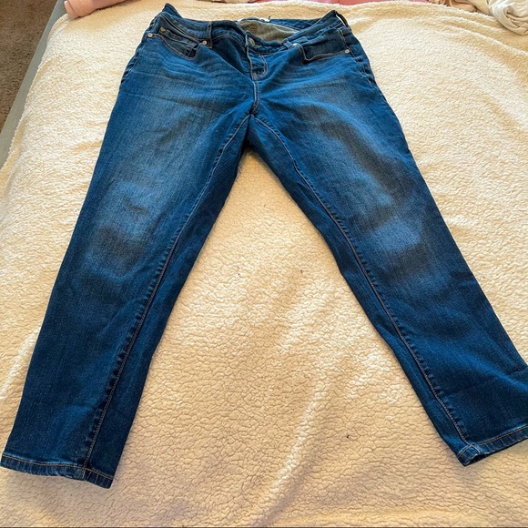 Torrid curvy skinny Jean 12R super stretch - Picture 2 of 8